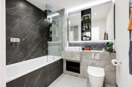 1 bedroom Flat for sale in Penn Road, Watford, WD24