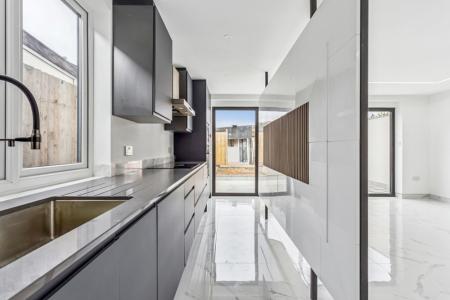 3 bedroom Bungalow for sale in Penrose Avenue, Carpenders Park, Watford, WD19