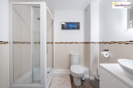 3 bedroom Town house for sale in Rickmansworth Road, Watford, WD18