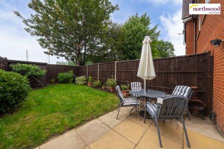 3 bedroom Town house for sale in Rickmansworth Road, Watford, WD18