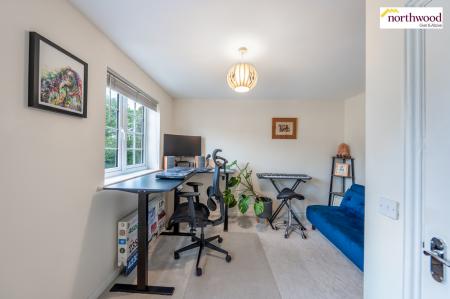 3 bedroom Town house for sale in Rickmansworth Road, Watford, WD18