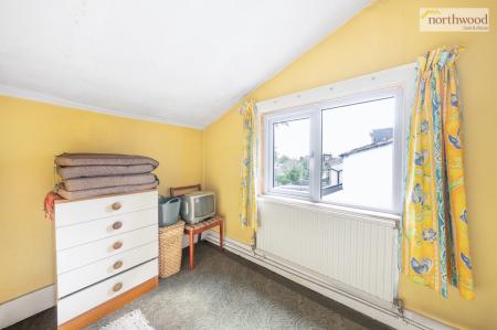 3 bedroom Semi-detached house for sale in Water Lane, Watford, WD17