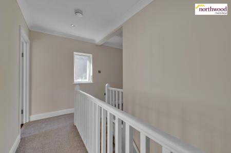 4 bedroom Detached house for sale in Bendysh Road, Bushey, WD23