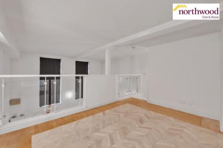 1 bedroom Flat for sale in Gammons Lane, Watford, WD24