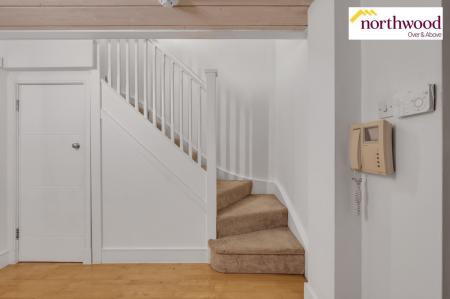 1 bedroom Flat for sale in Gammons Lane, Watford, WD24