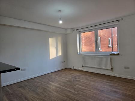 2 bedroom Flat to let in 1 Malden Road, Watford, WD17