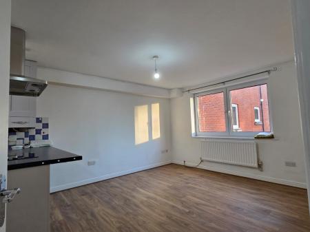 2 bedroom Flat to let in 1 Malden Road, Watford, WD17