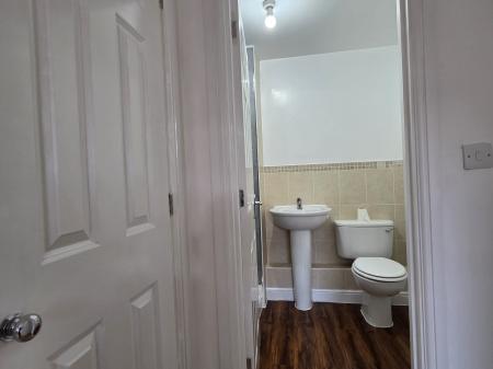 2 bedroom Flat to let in 1 Malden Road, Watford, WD17