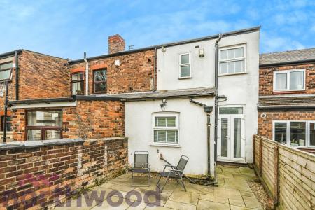 2 bedroom Terraced House for sale in Samuel Street, Warrington, WA5