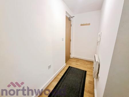 1 bedroom Flat for sale in Station Road, Latchford, Warrington, WA4