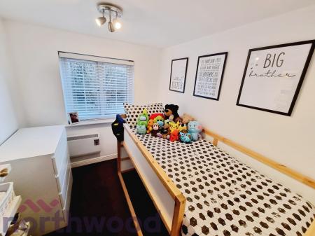 2 bedroom Flat for sale in Thorneycroft Drive, Warrington, WA1