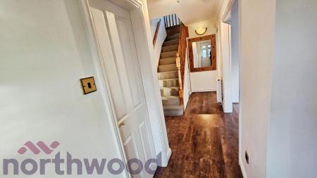 4 bedroom Detached house to let in Redacre Close, Warrington, Dutton, WA4