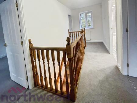 4 bedroom Detached house to let in Redacre Close, Warrington, Dutton, WA4