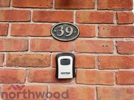 4 bedroom Detached house to let in Redacre Close, Warrington, Dutton, WA4