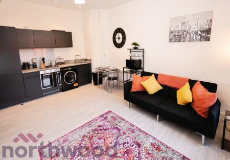 1 bedroom Flat to let in Legh Street, Warrington, Bewsey, WA1