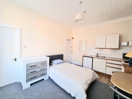 1 bedroom Studio flat to let in Arpley Street, Warrington, WA1