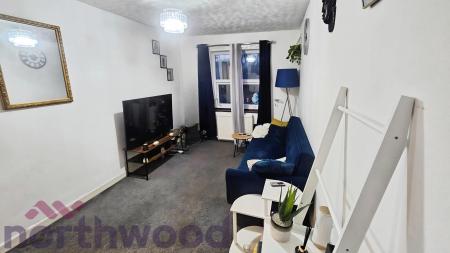 1 bedroom Flat to let in Stanley Road, Whalley Range, Manchester, M16