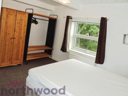 1 bedroom Flat to let in Stanley Road, Whalley Range, Manchester, M16