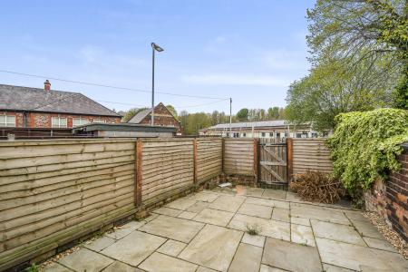 3 bedroom Terraced House to let in Samuel Street, Warrington, WA5