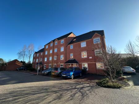2 bedroom Flat to let in Hertford Apartments, Warrington, WA2