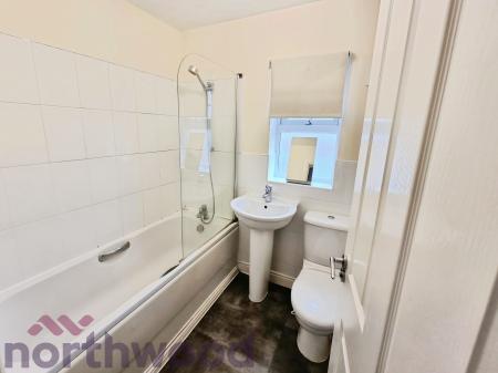 2 bedroom Terraced House for sale in Calgarth Avenue, Warrington, WA5