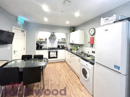 1 bedroom Flat to let in Norris Street, Warrington, WA2