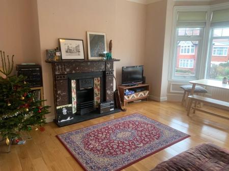 2 bedroom Flat to let in Heaton Road, Heaton, Newcastle upon Tyne, NE6
