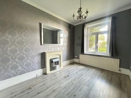 3 bedroom Detached house to let in Station Road, Forest Hall, Newcastle upon Tyne, NE12