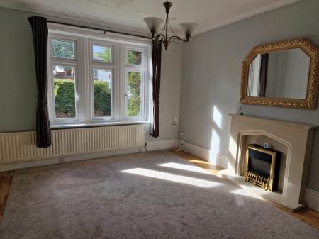 3 bedroom Detached house to let in Station Road, Forest Hall, Newcastle upon Tyne, NE12