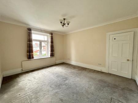 3 bedroom Detached house to let in Station Road, Forest Hall, Newcastle upon Tyne, NE12