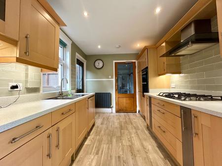 3 bedroom Detached house to let in Station Road, Forest Hall, Newcastle upon Tyne, NE12