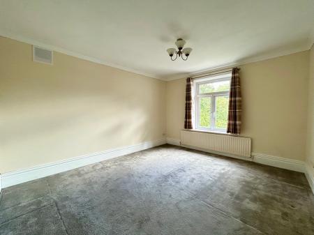 3 bedroom Detached house to let in Station Road, Forest Hall, Newcastle upon Tyne, NE12