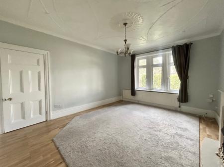 3 bedroom Detached house to let in Station Road, Forest Hall, Newcastle upon Tyne, NE12