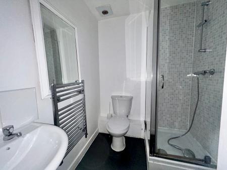 1 bedroom Flat to let in Shields Road, Gateshead, NE10