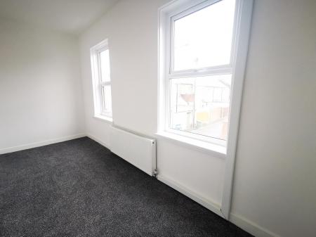 2 bedroom Flat to let in Croft Road, Blyth, NE24
