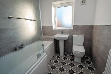 3 bedroom Semi-detached house to let in Black Road, Hebburn, NE31