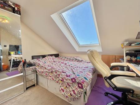 4 bedroom Maisonette for sale in Trewhitt Road, Heaton, Newcastle upon Tyne, NE6