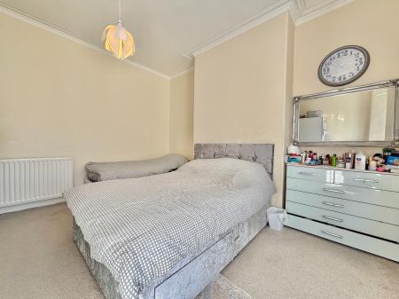 4 bedroom Maisonette for sale in Trewhitt Road, Heaton, Newcastle upon Tyne, NE6