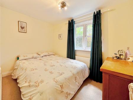 2 bedroom Flat for sale in Hawks Edge, West Moor, Newcastle upon Tyne, NE12