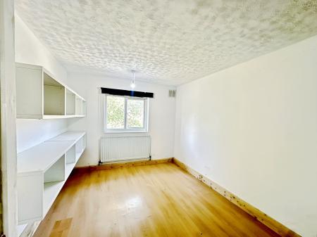 2 bedroom Flat for sale in Lutterworth Road, Longbenton, Newcastle upon Tyne, NE12