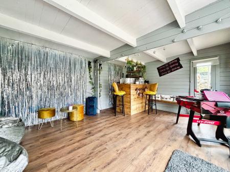 4 bedroom Semi-detached house for sale in The Drive, Benton, Newcastle upon Tyne, NE7