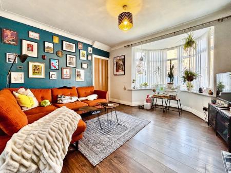 2 bedroom Semi-detached house for sale in Valentia Avenue, Walkergate, Newcastle upon Tyne, NE6