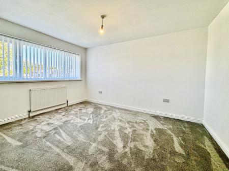 3 bedroom Detached house for sale in The Paddock, Killingworth, Newcastle upon Tyne, NE12