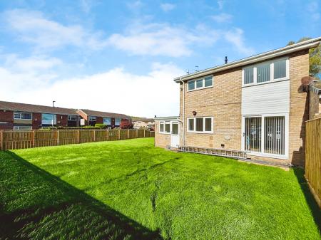3 bedroom Detached house for sale in The Paddock, Killingworth, Newcastle upon Tyne, NE12