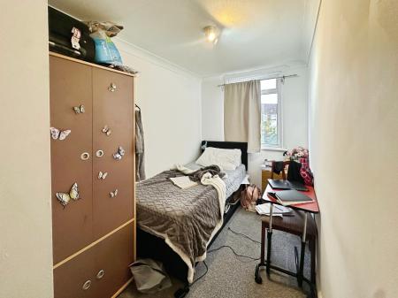 4 bedroom Terraced House for sale in Chesters Avenue, Longbenton, Newcastle upon Tyne, NE12