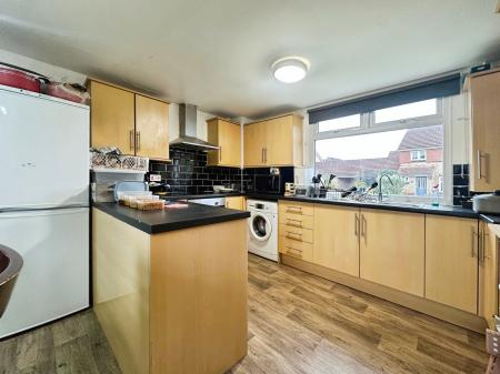 4 bedroom Terraced House for sale in Chesters Avenue, Longbenton, Newcastle upon Tyne, NE12