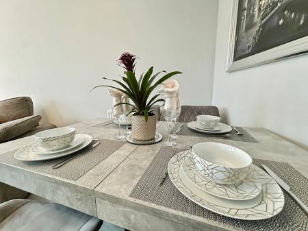 2 bedroom Terraced House for sale in Yates Close, Killingworth, Newcastle upon Tyne, NE12