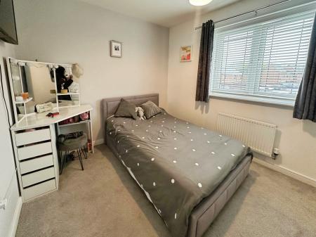 2 bedroom Terraced House for sale in Yates Close, Killingworth, Newcastle upon Tyne, NE12