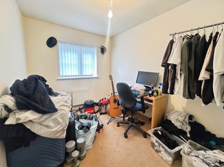 2 bedroom End of terrace house for sale in Chesters Avenue, Longbenton, Newcastle upon Tyne, NE12