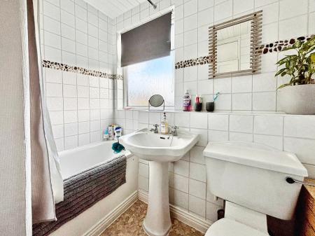 3 bedroom Semi-detached house for sale in Parkside Avenue, Benton, Newcastle upon Tyne, NE7